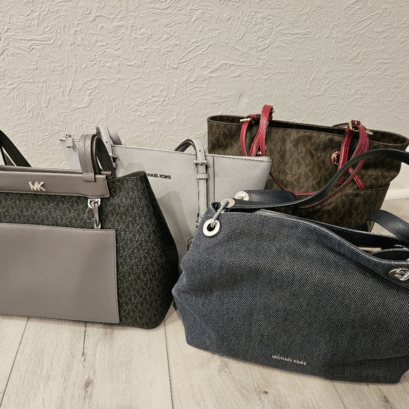 Purse - Picture 7 of 8